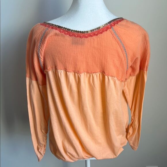 Free People Moroccan Style Peach Embroidered Women's Top - Picture 2 of 6